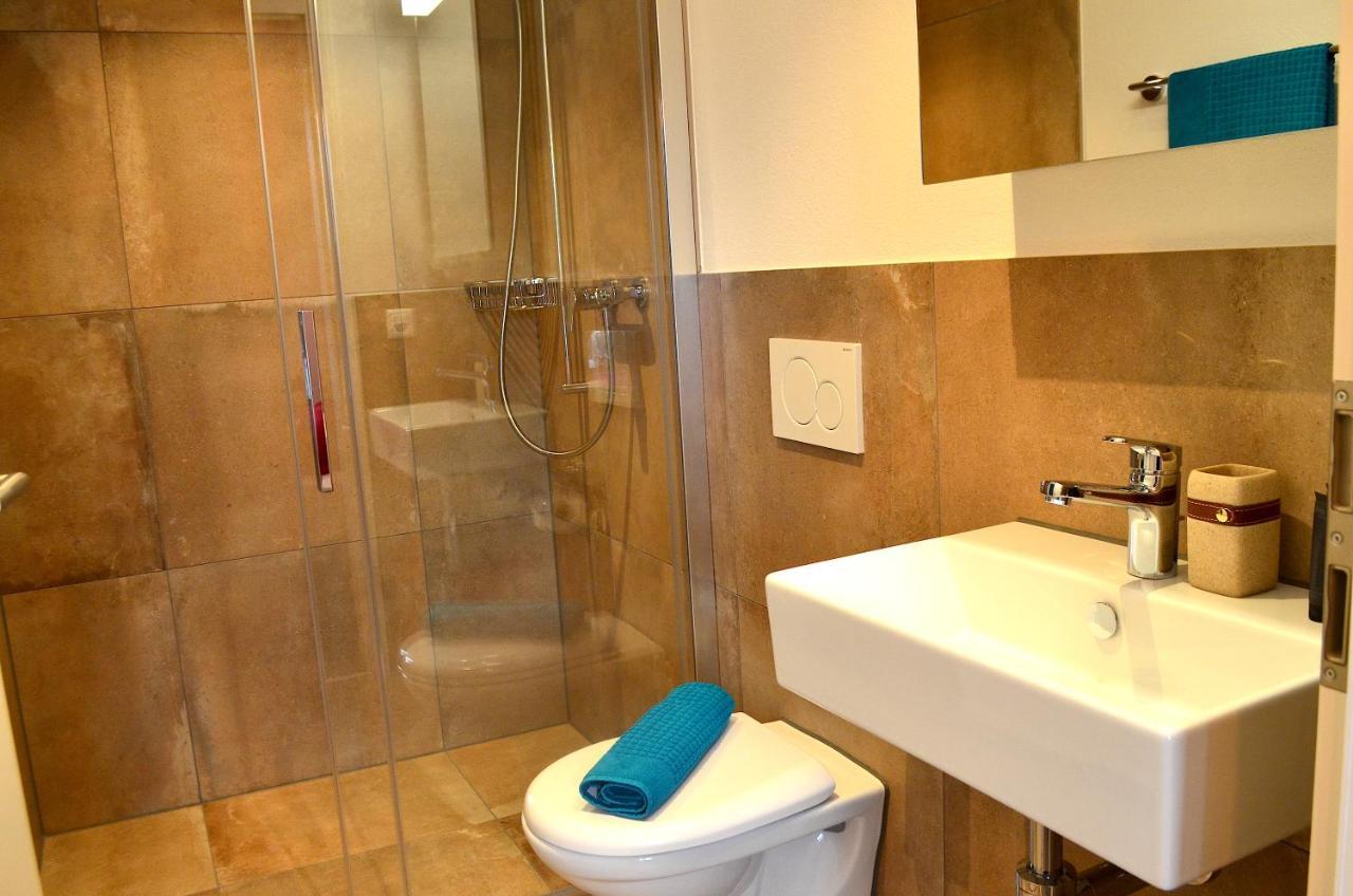 Guesthouse Meitschi Thun - Contactless Self Check-In מראה חיצוני תמונה